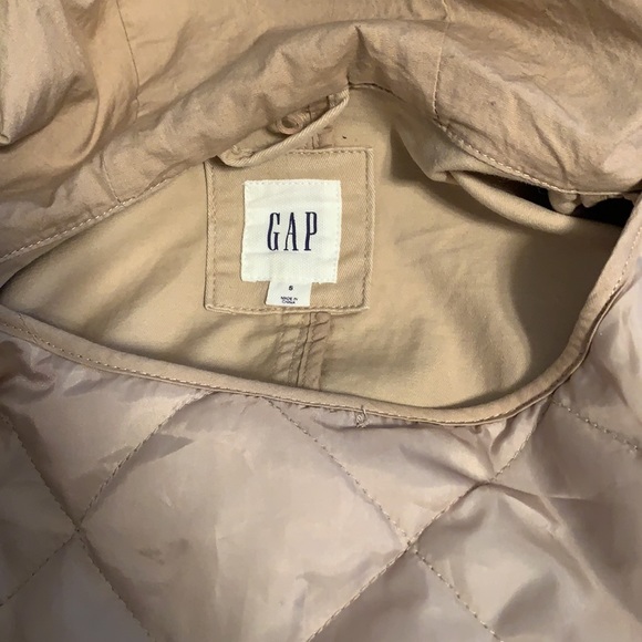 HP!! 🎉Gap jacket with fur hood - Picture 5 of 6
